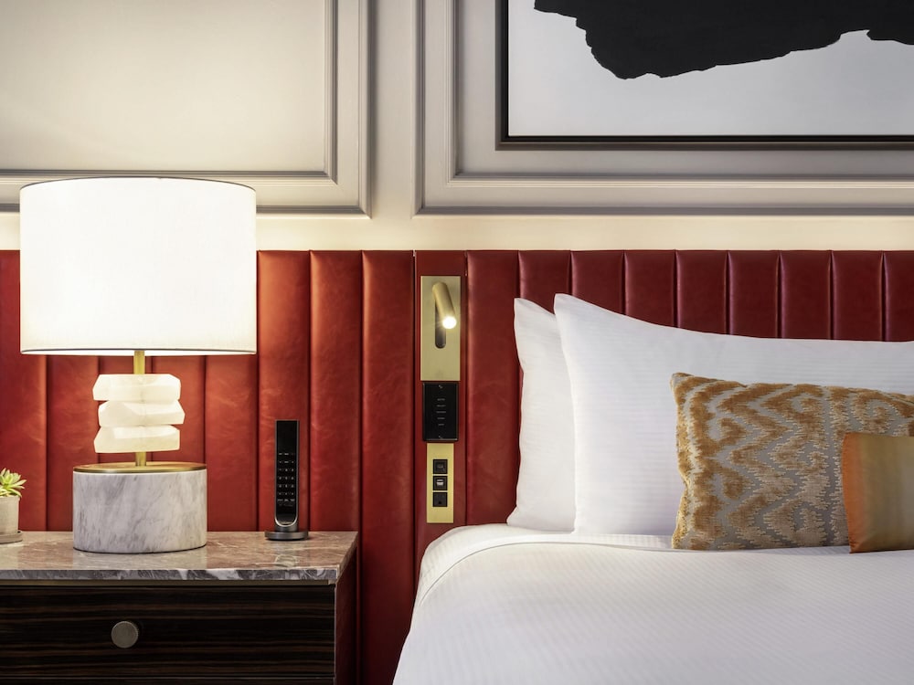 FAIRMONT GOLD King - 225sf, 21sm, acceso exclusivo al salón con desayuno del hotel Fairmont Banff Springs. Foto 1