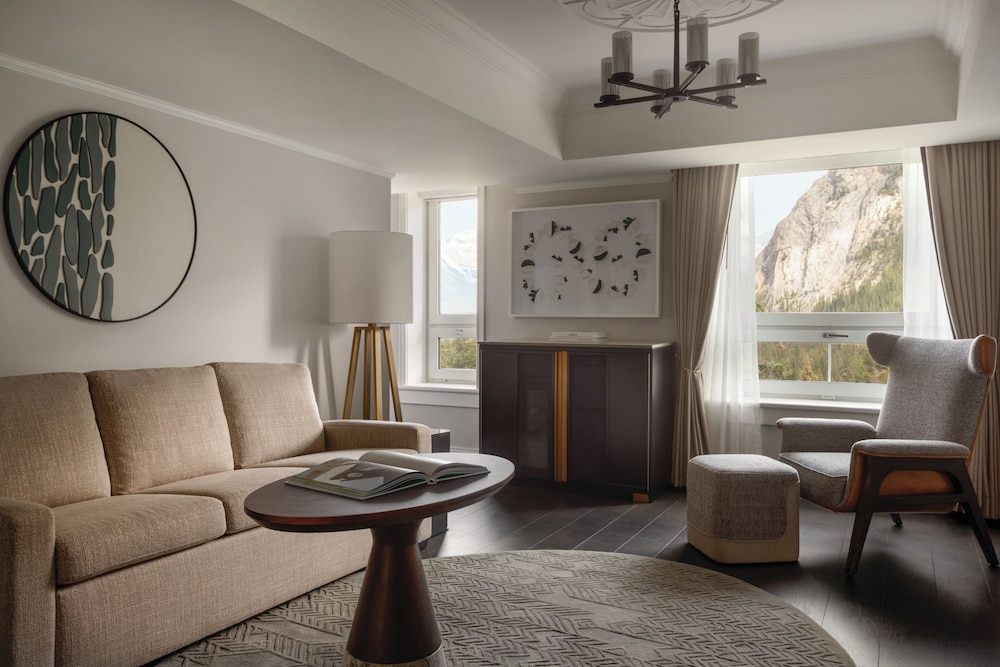 GATEHOUSE SUITE King - 450sf, 41sm, ubicada en la Gatehouse del hotel Fairmont Banff Springs. Foto 11