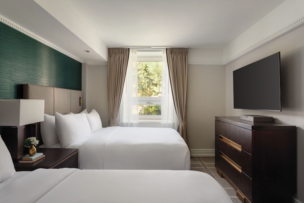 GATEHOUSE SUITE 2 Queens - 450sf, 41sm, alojamiento espacioso, ubicado en la Gatehouse del hotel Fairmont Banff Springs. Foto 3