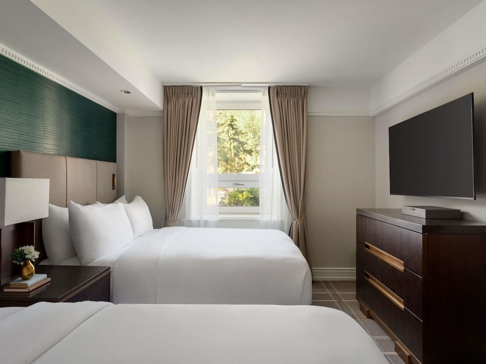 GATEHOUSE SUITE 2 Queens - 450sf, 41sm, alojamiento espacioso, ubicado en la Gatehouse del hotel Fairmont Banff Springs. Foto 7