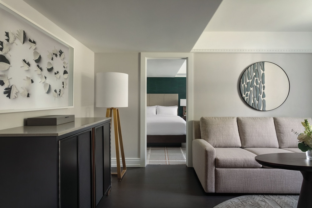 GATEHOUSE SUITE 2 Queens - 450sf, 41sm, alojamiento espacioso, ubicado en la Gatehouse del hotel Fairmont Banff Springs. Foto 10