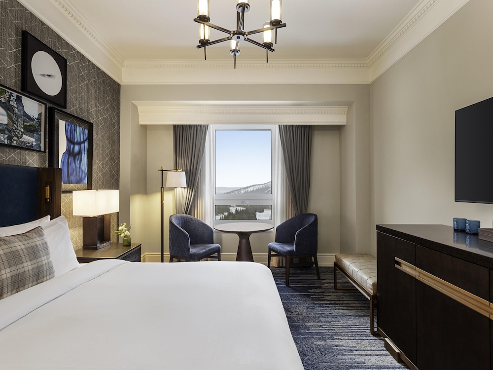 FAIRMONT VIEW 2 Doubles - 220sf, 20sm, vistas preferentes a las montañas del hotel Fairmont Banff Springs. Foto 5