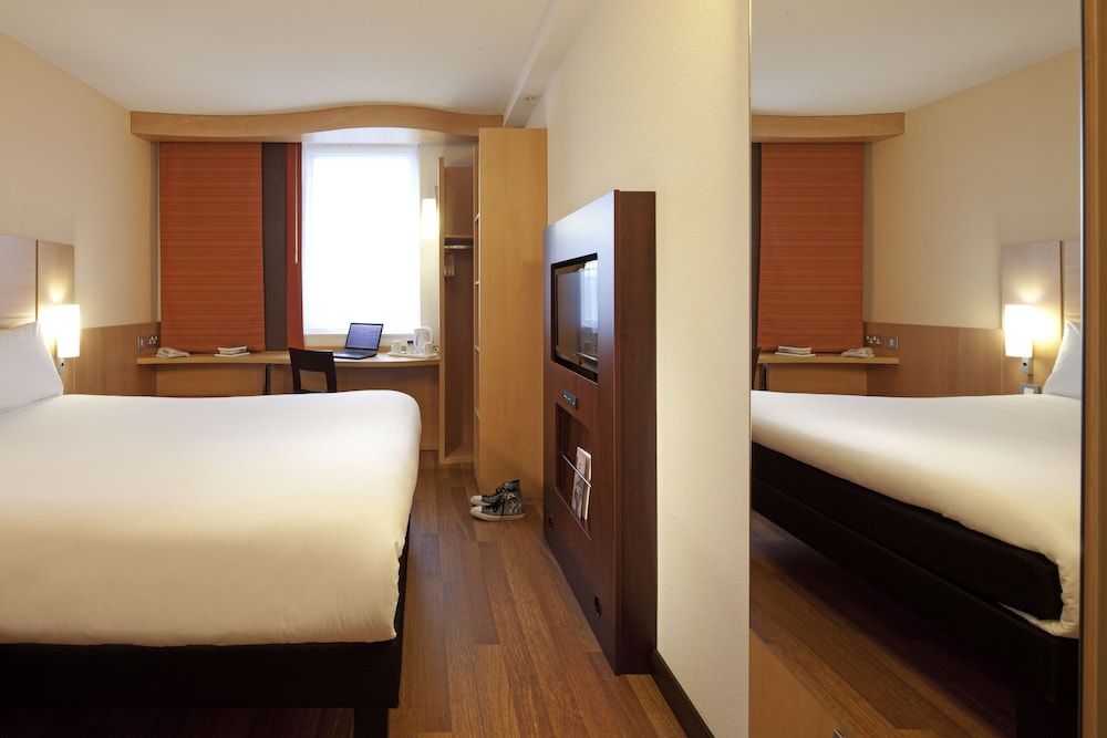 Habitación, 1 cama doble del hotel Ibis Luton Airport. Foto 3