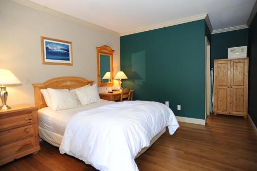Habitación Estándar - 1 cama grande del hotel Southampton Long Island. Foto 4