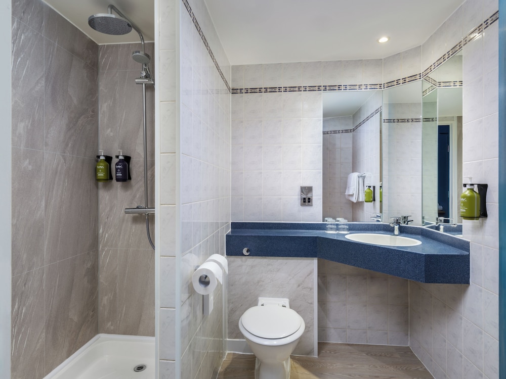 Habitación Estandar del hotel ibis Chesterfield North - Barlborough. Foto 8