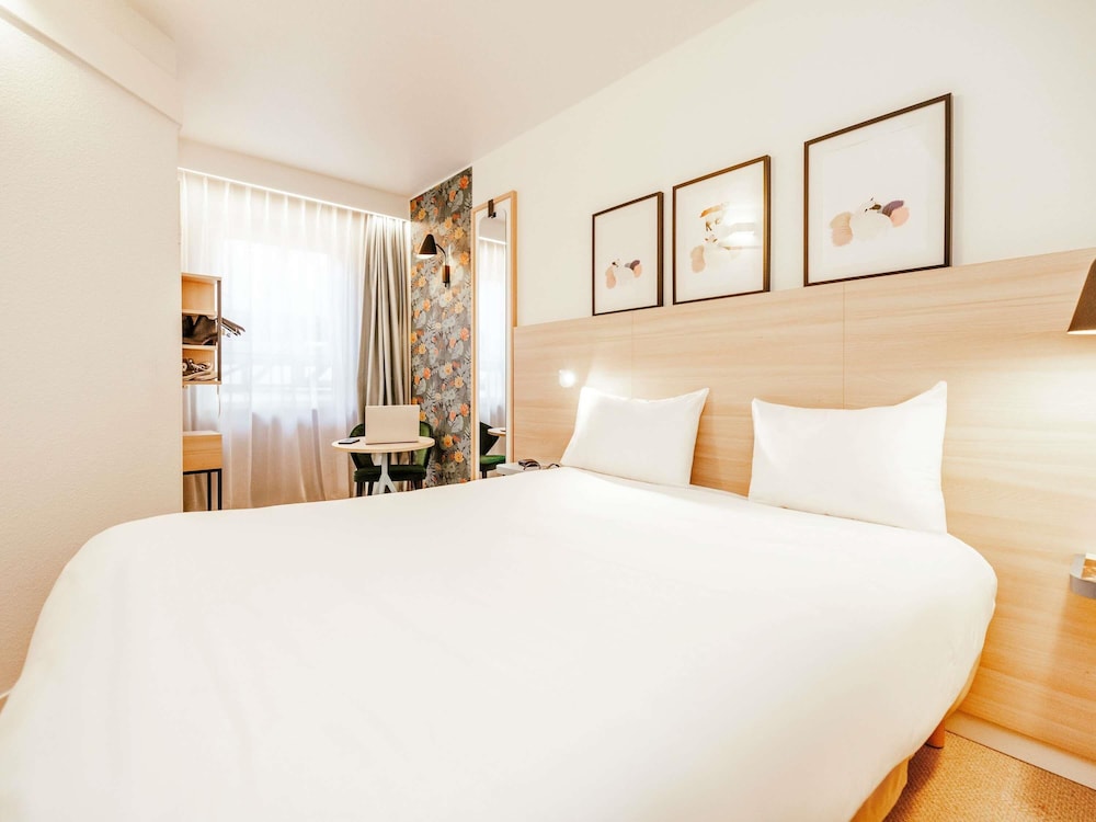 Habitacion Standard con 1 cama doble del hotel Ibis Styles Luxembourg Centre Gare. Foto 2