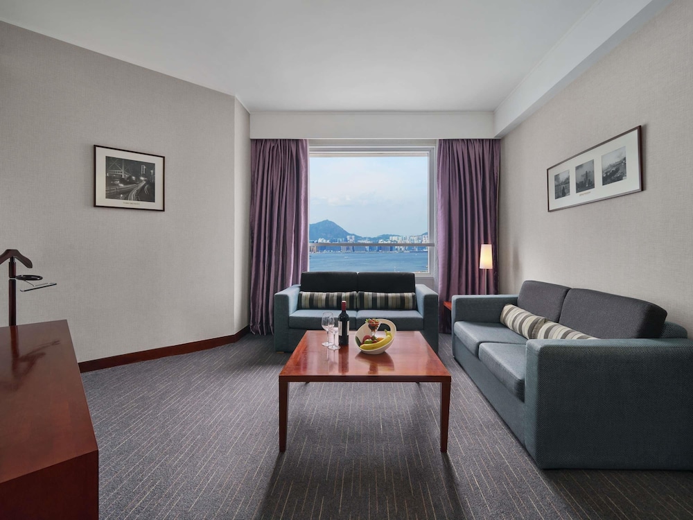 Junior Suite, 1 Queen Bed del hotel Novotel Century Hong Kong. Foto 3