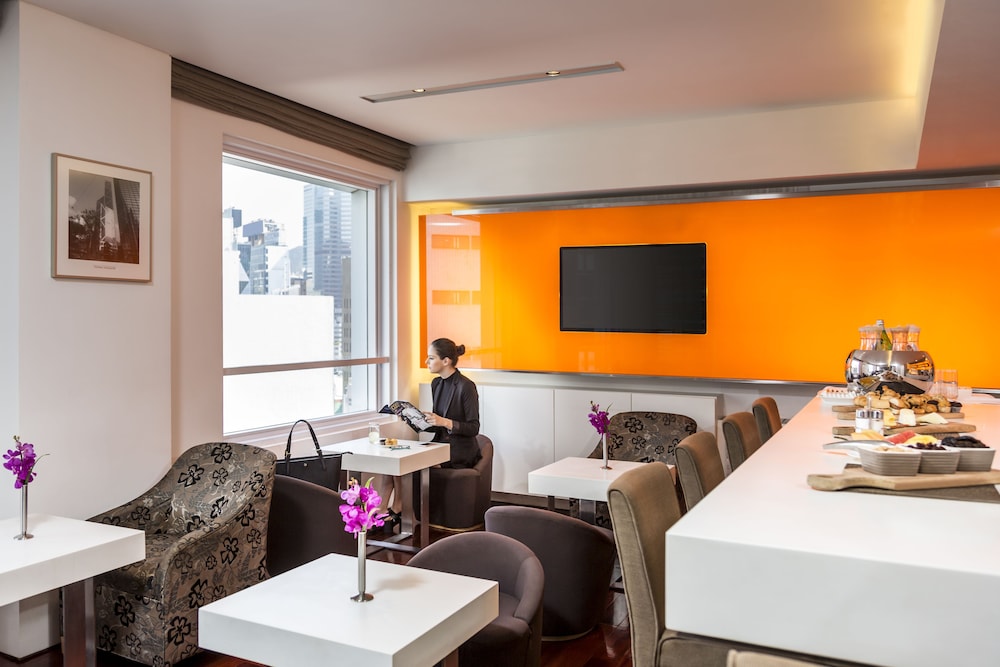 Habitación Premier, 2 camas individuales (Executive) del hotel Novotel Century Hong Kong. Foto 4