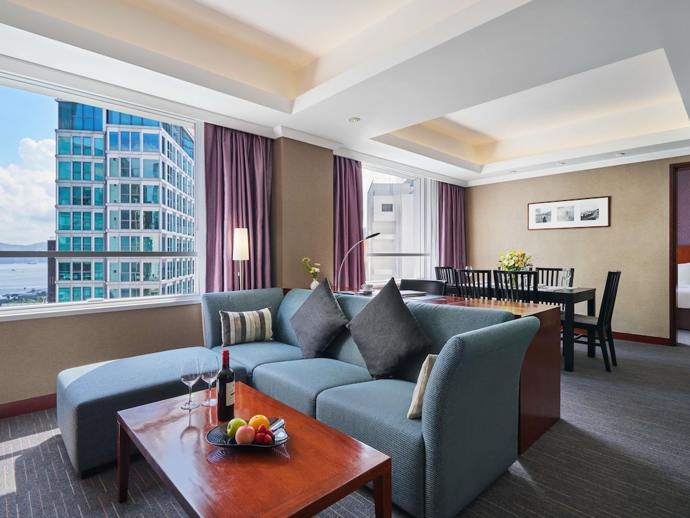 Junior Suite, 1 Queen Bed del hotel Novotel Century Hong Kong. Foto 10