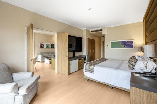 Suite del hotel Dann Carlton Medellin. Foto 8