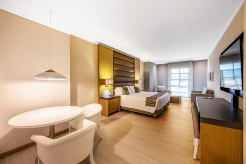 Suite Junior del hotel Dann Carlton Medellin. Foto 2