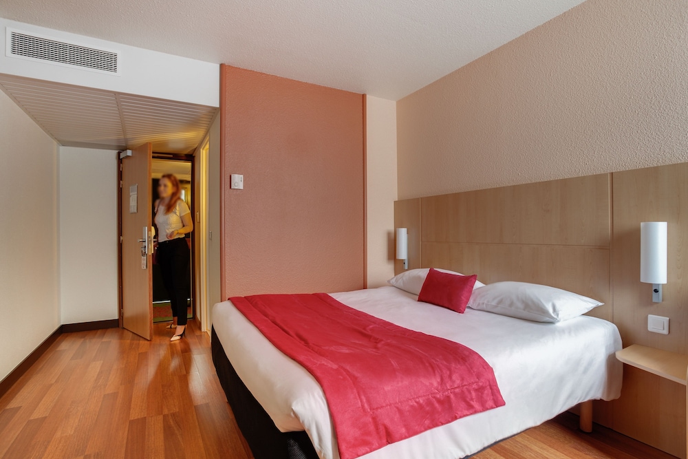 Habitación estándar, 1 cama doble del hotel Ibis Angers Centre Château. Foto 3