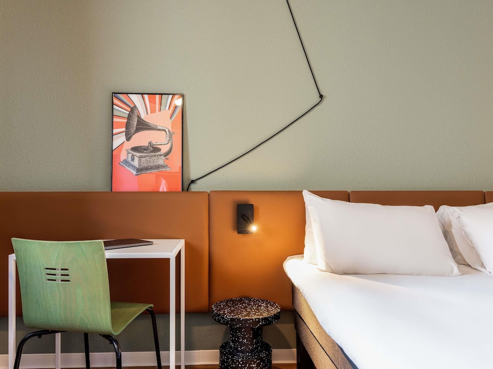 Habitación Estándar con 1 cama doble del hotel IBIS AUCH. Foto 4