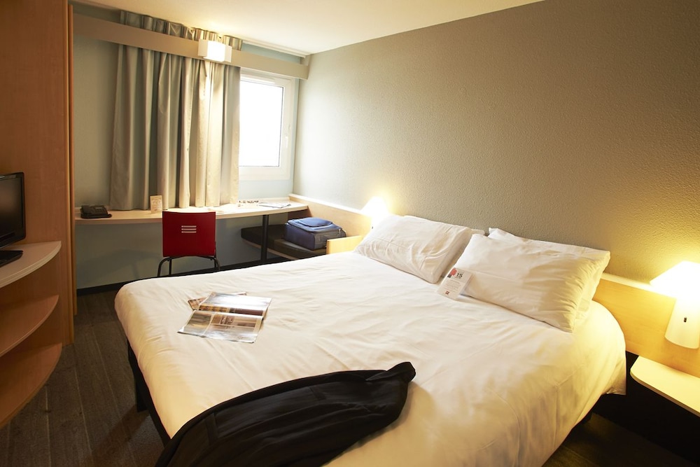 Habitación Estándar con 1 cama doble del hotel Ibis Auray. Foto 2