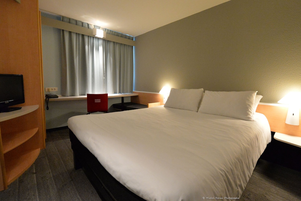 Habitación Estándar con 1 cama doble del hotel Ibis Auray. Foto 3