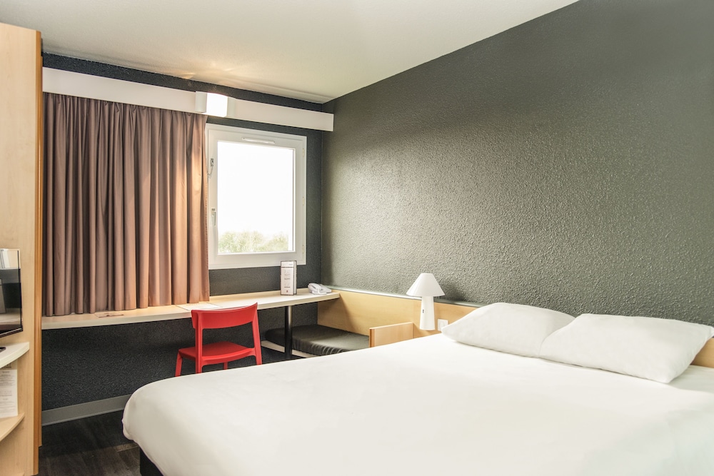 Habitación Estándar con 1 cama doble del hotel Ibis Bayonne Centre. Foto 1