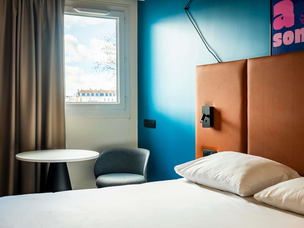 Habitación Estándar con 1 cama doble del hotel Ibis Bayonne Centre. Foto 9