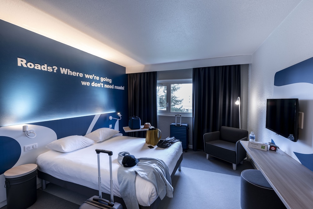 Habitación Estándar con 1 cama doble del hotel Ibis Styles Beauvais. Foto 1