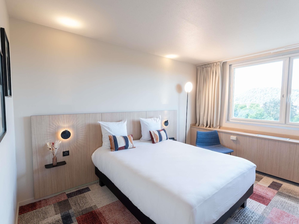 Habitación Classic - Una cama doble del hotel Mercure Besancon Parc Micaud. Foto 14