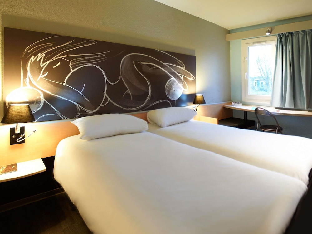 Habitación Standard con 2 camas individuales del hotel Ibis Bourg En Bresse