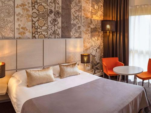 Habitación Doble Estándar del hotel Mercure Bourg En Bresse. Foto 6