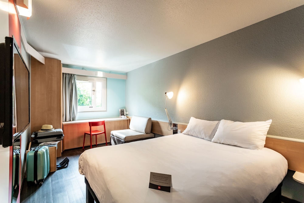 Habitación Estándar con 1 cama doble del hotel IBIS BOURGES. Foto 3