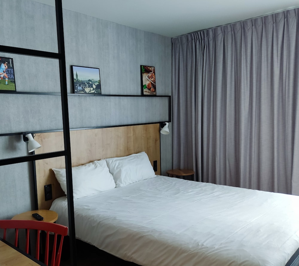 Habitación Estándar con 1 cama doble del hotel Ibis Brive Centre. Foto 4