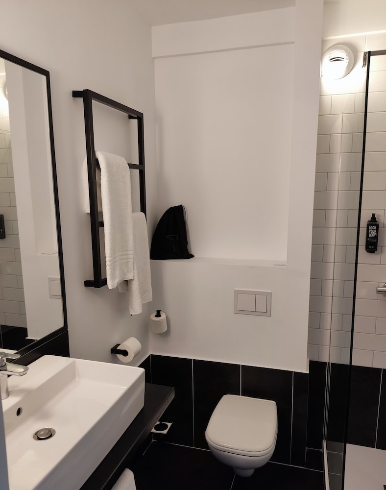 Habitación Estándar con 1 cama doble del hotel Ibis Brive Centre. Foto 7