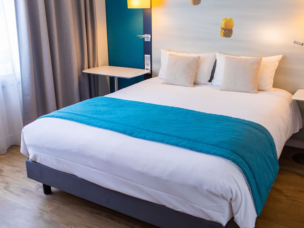 Habitación Clásica con 1 cama doble del hotel Mercure Lorient Centre. Foto 6