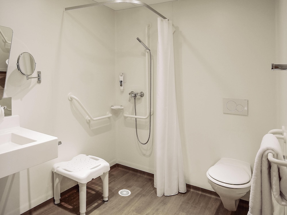 Habitación Estándar con 1 cama doble del hotel Mercure Forbach. Foto 1