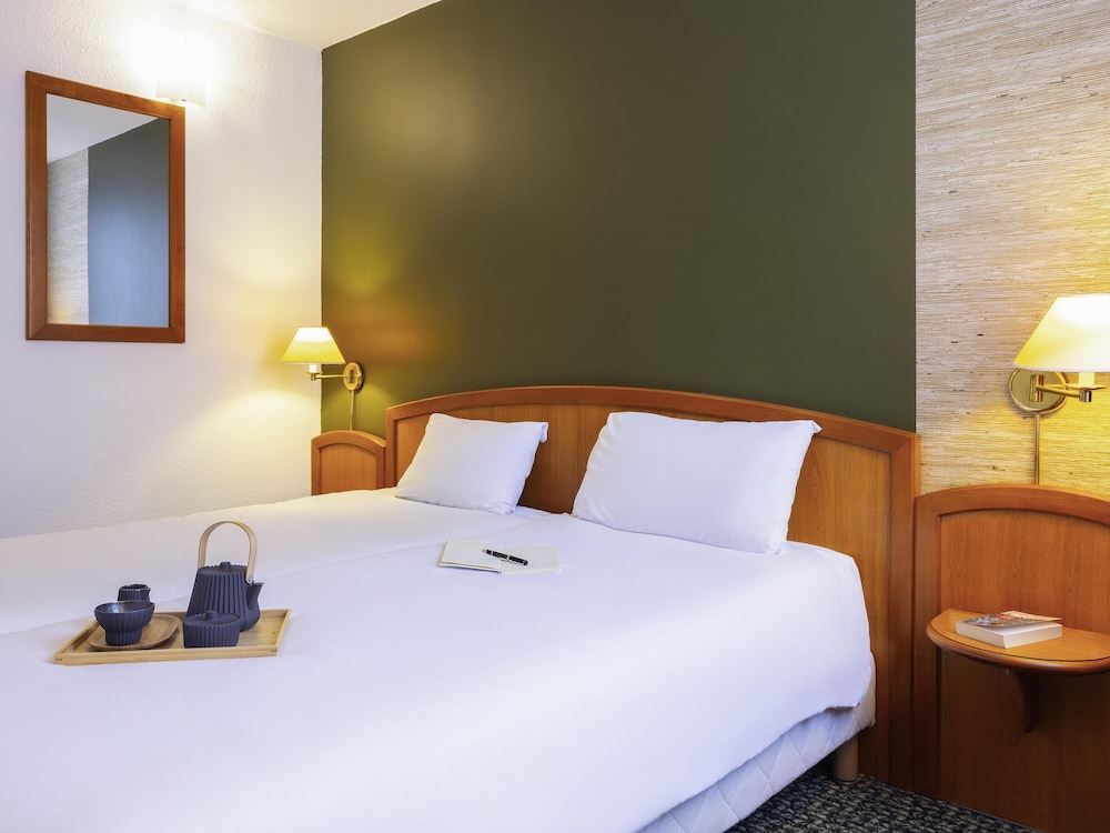 Habitación estándar con 2 camas individuales del hotel Mercure Forbach. Foto 3
