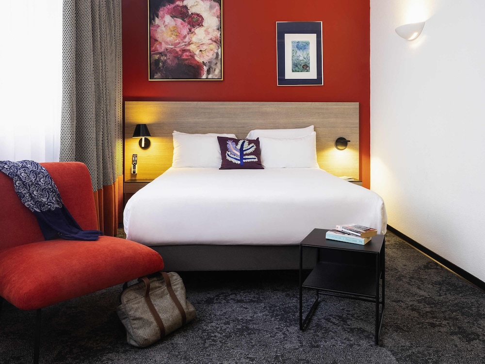 Habitación Superior No Fumadores con 1 cama doble y 2 camas individuales del hotel Mercure Forbach