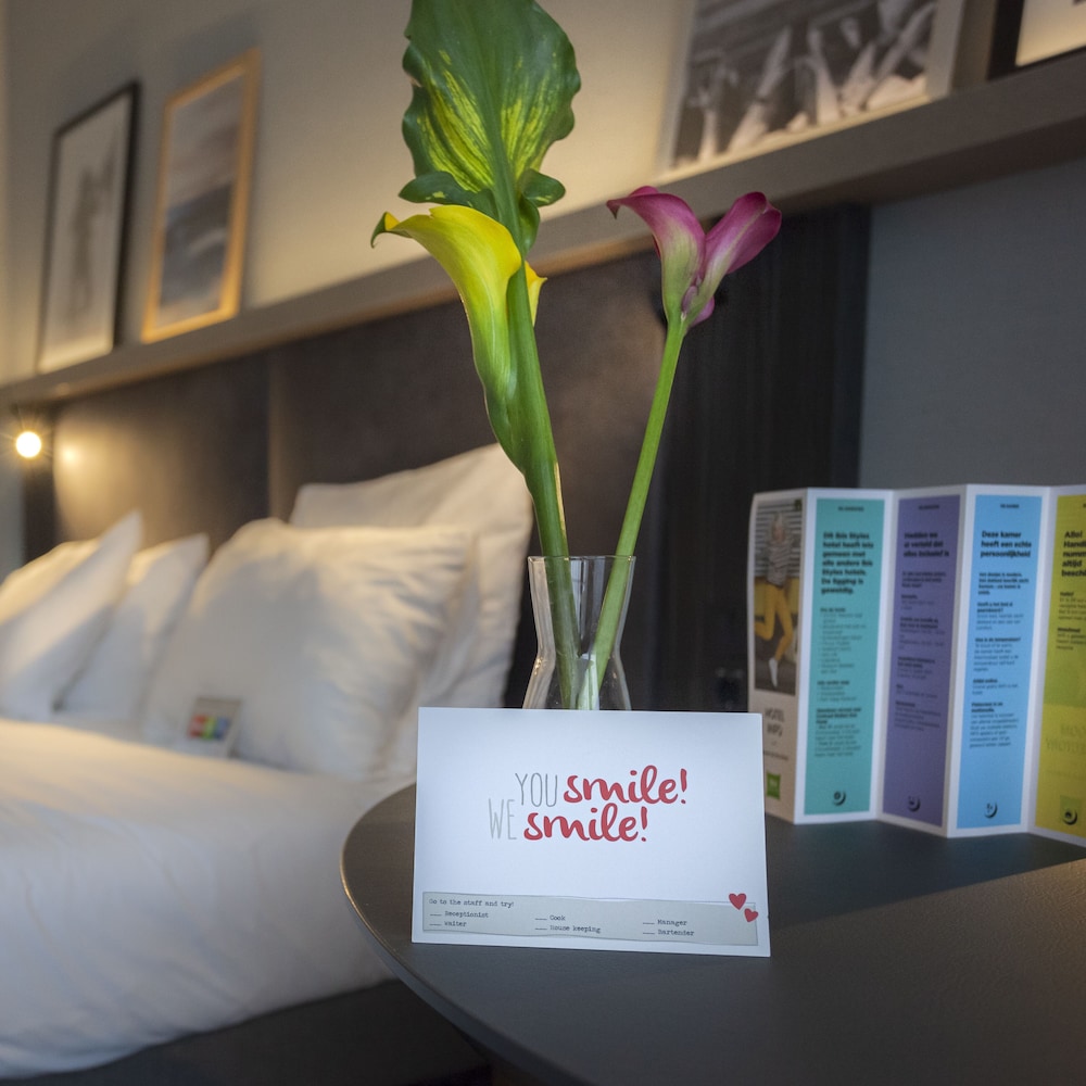 Habitación Comfort con 1 cama doble del hotel Ibis Styles Den Haag Scheveningen. Foto 3