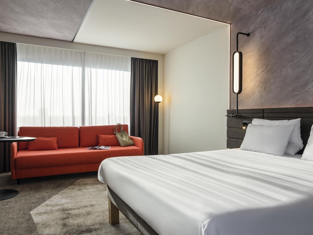 Habitación superior, 1 cama doble con sofá cama del hotel Novotel Rotterdam Brainpark