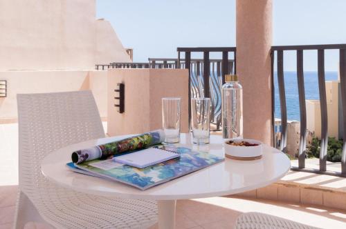 Suite con terraza del hotel ALEXANDRA. Foto 1