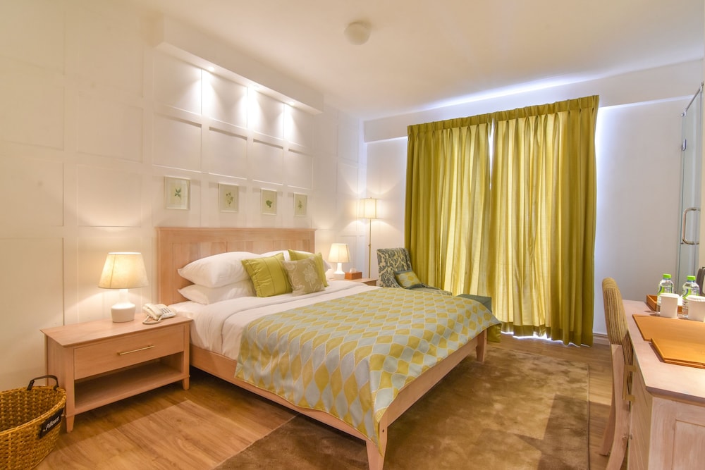 Suite Grand Superior con Jacuzzi y Balcón del hotel The Lynden Grove. Foto 2