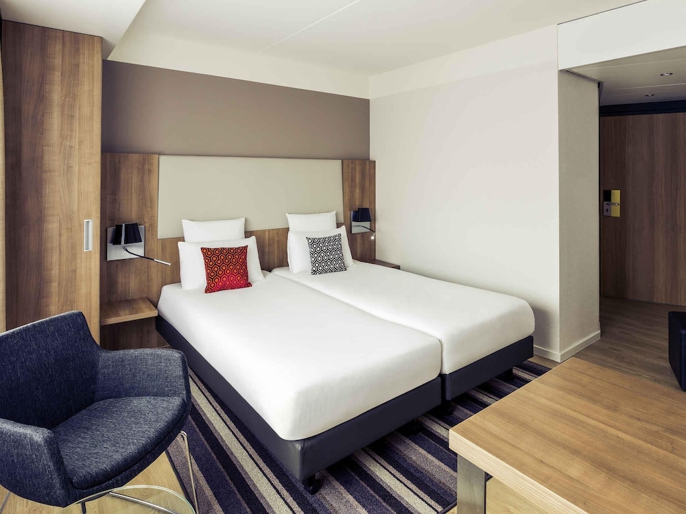 Habitación estándar con dos camas individuales del hotel Mercure City Nijmegen Centre. Foto 3