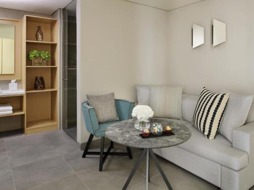 Habitación Familiar del hotel Mövenpick Resort Al Marjan Island. Foto 4