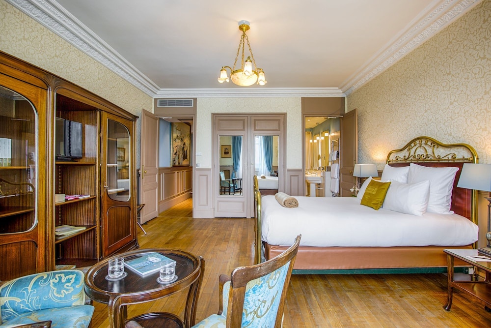 Habitación 414 – Marcel Proust del hotel Le Grand Cabourg - Mgallery. Foto 3