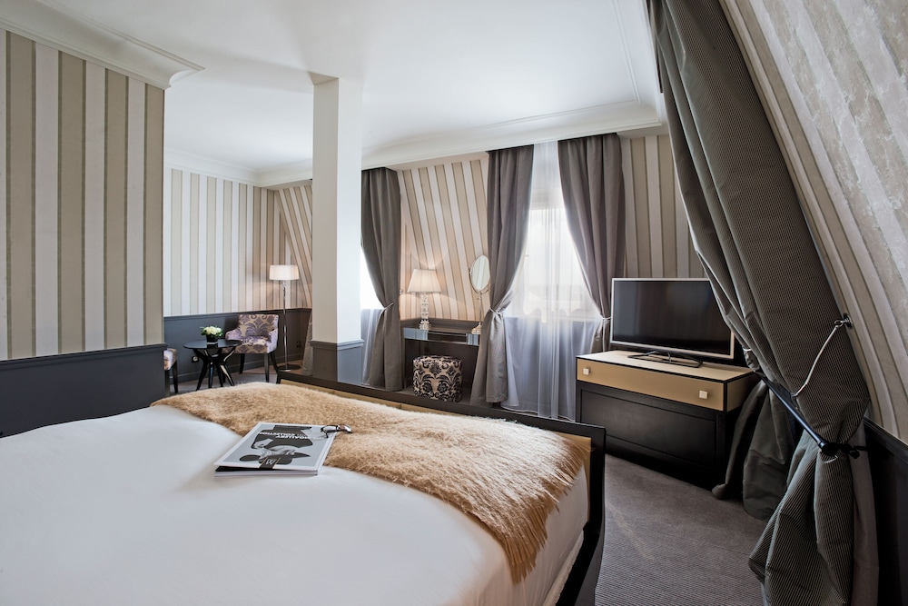 Suite Gonzague Saint - Bris del hotel Le Grand Cabourg - Mgallery. Foto 1