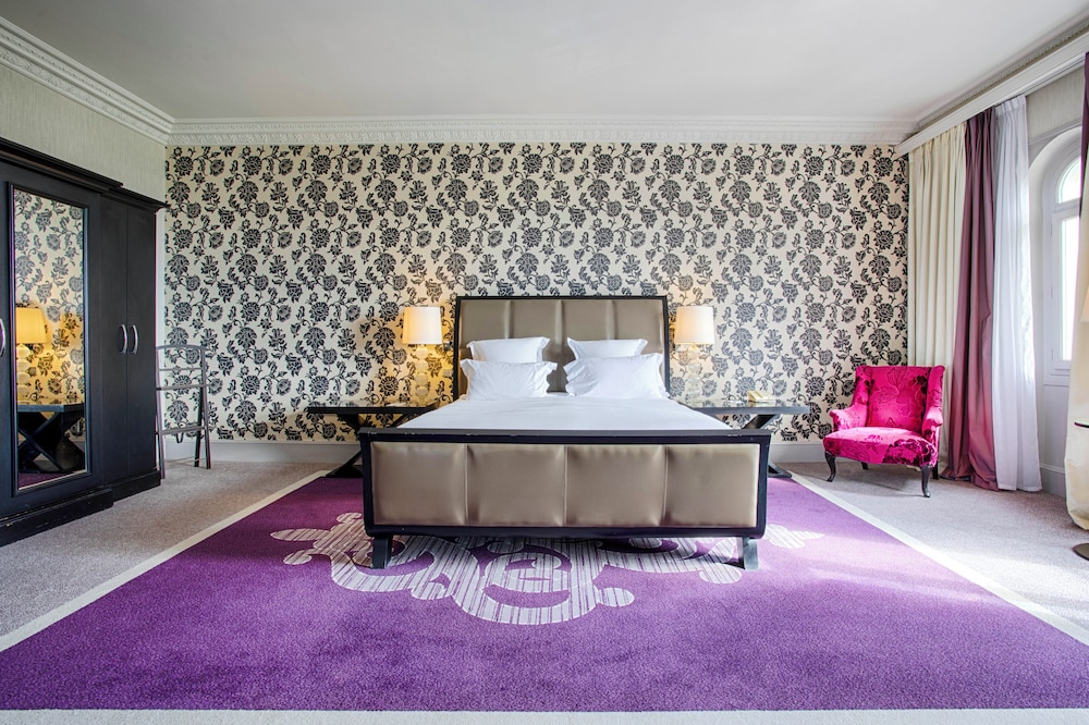 Suite Victoria del hotel Le Grand Cabourg - Mgallery. Foto 1