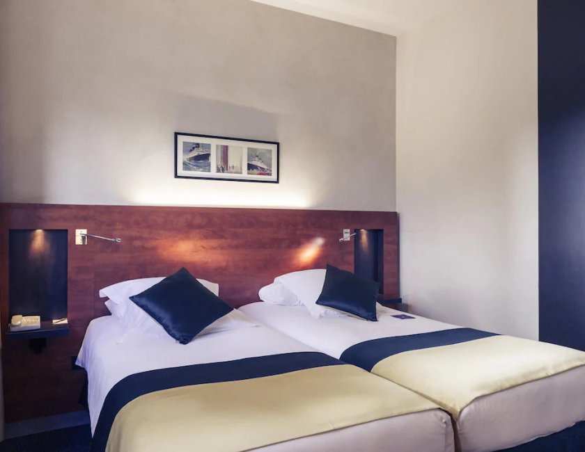 Habitación doble 2 Camas dobles del hotel Mercure Maurepas Saint Quentin