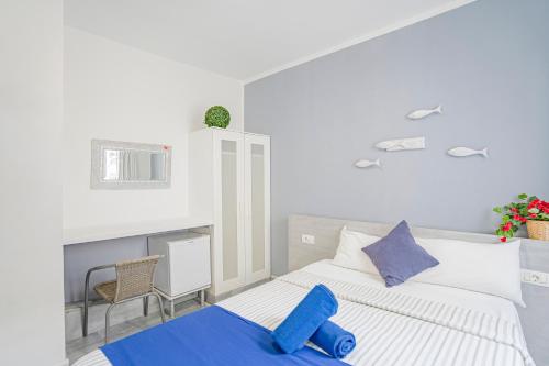 Double Room with Private Bathroom del hotel Hostel Neon. Foto 2