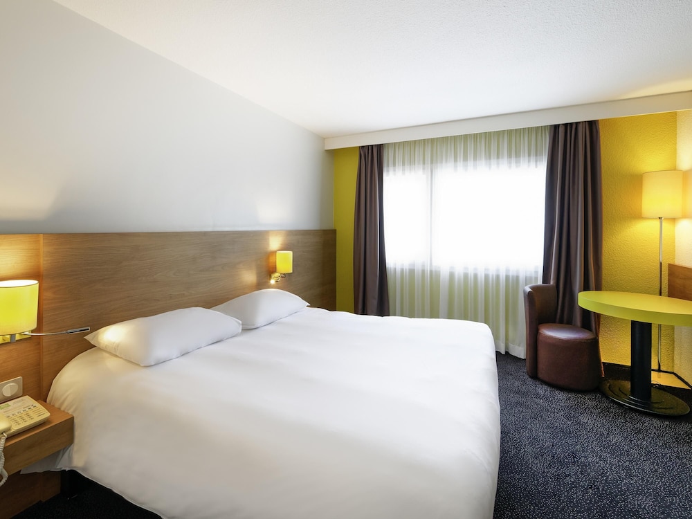 Habitación Standard con una cama doble del hotel Ibis Styles Chalon Sur Saone