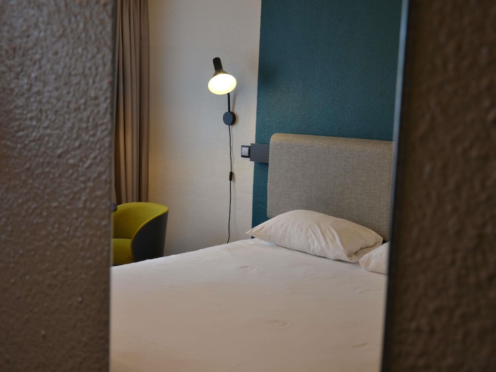 Habitación estándar, 1 cama doble del hotel ibis Chambéry. Foto 1