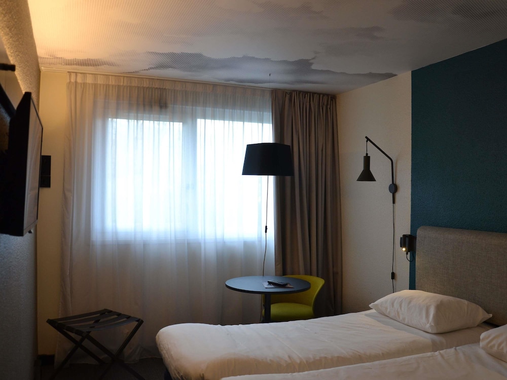 Habitación estándar, 2 camas individuales del hotel ibis Chambéry