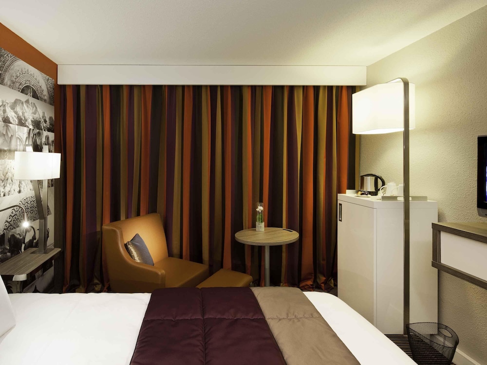 Habitación Classic con una cama doble del hotel Mercure Chambery Centre. Foto 4
