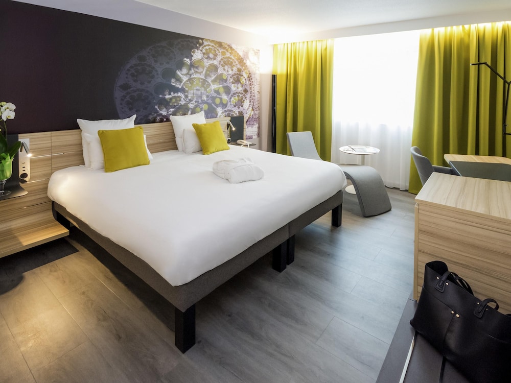 Habitación Ejecutiva - 1 cama king - size del hotel Novotel Chartres