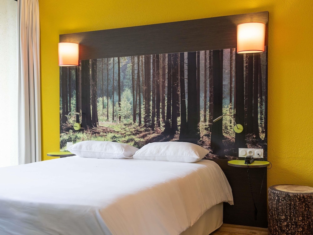 Habitación Estándar con 1 cama doble del hotel ibis Styles Dax Centre. Foto 7