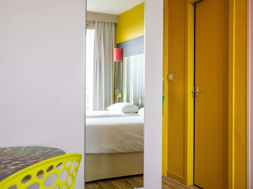 Habitación Estándar con 1 cama doble del hotel ibis Styles Dax Centre. Foto 10